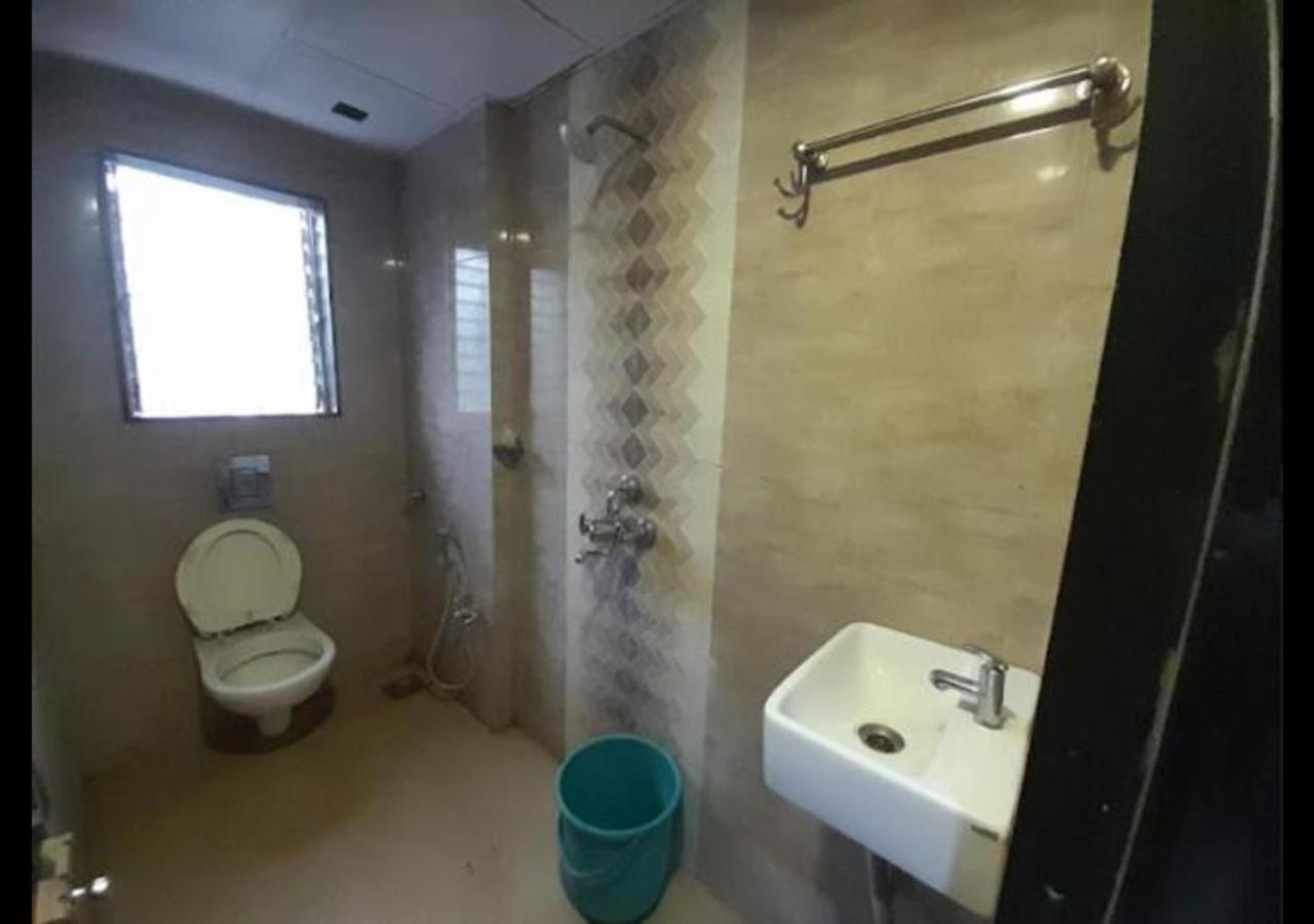 Hotel Sai Ganesh Lodging & Boarding By Wb Inn Titwala المظهر الخارجي الصورة