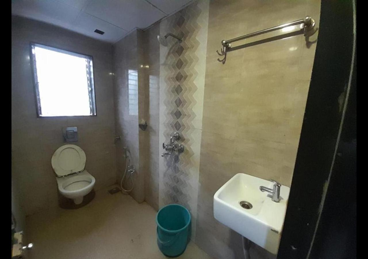 Hotel Sai Ganesh Lodging & Boarding By Wb Inn Titwala المظهر الخارجي الصورة